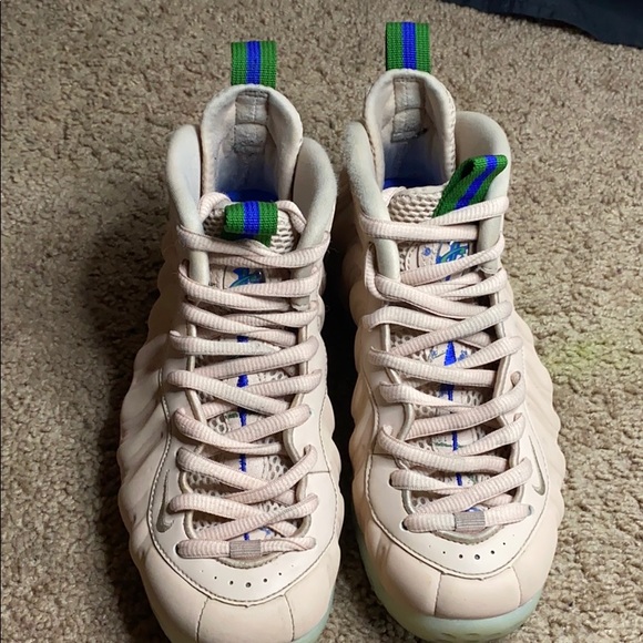 Nike Air Foamposite One Gold Medal Teaser Complex